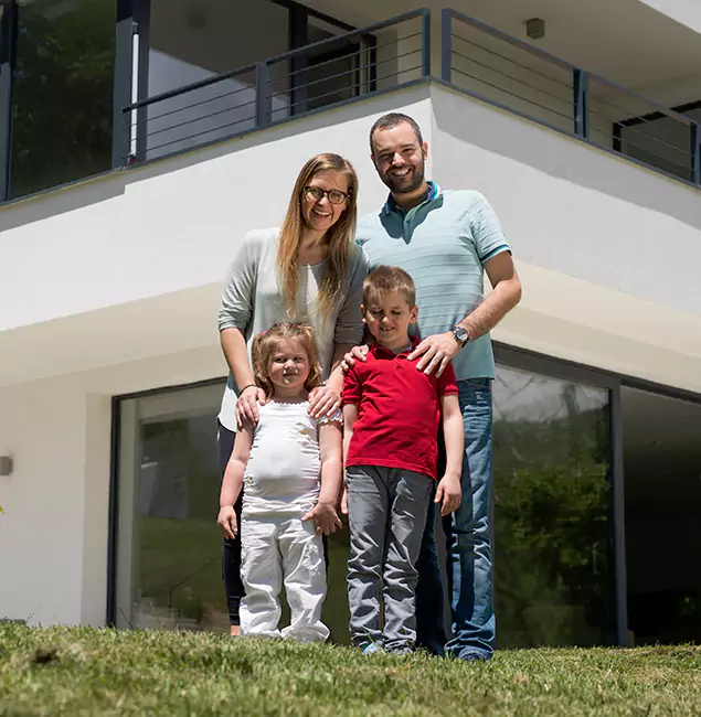 Why Belleville Trusts Belleville Pest Control Pro for Carpenter Bee Removal?